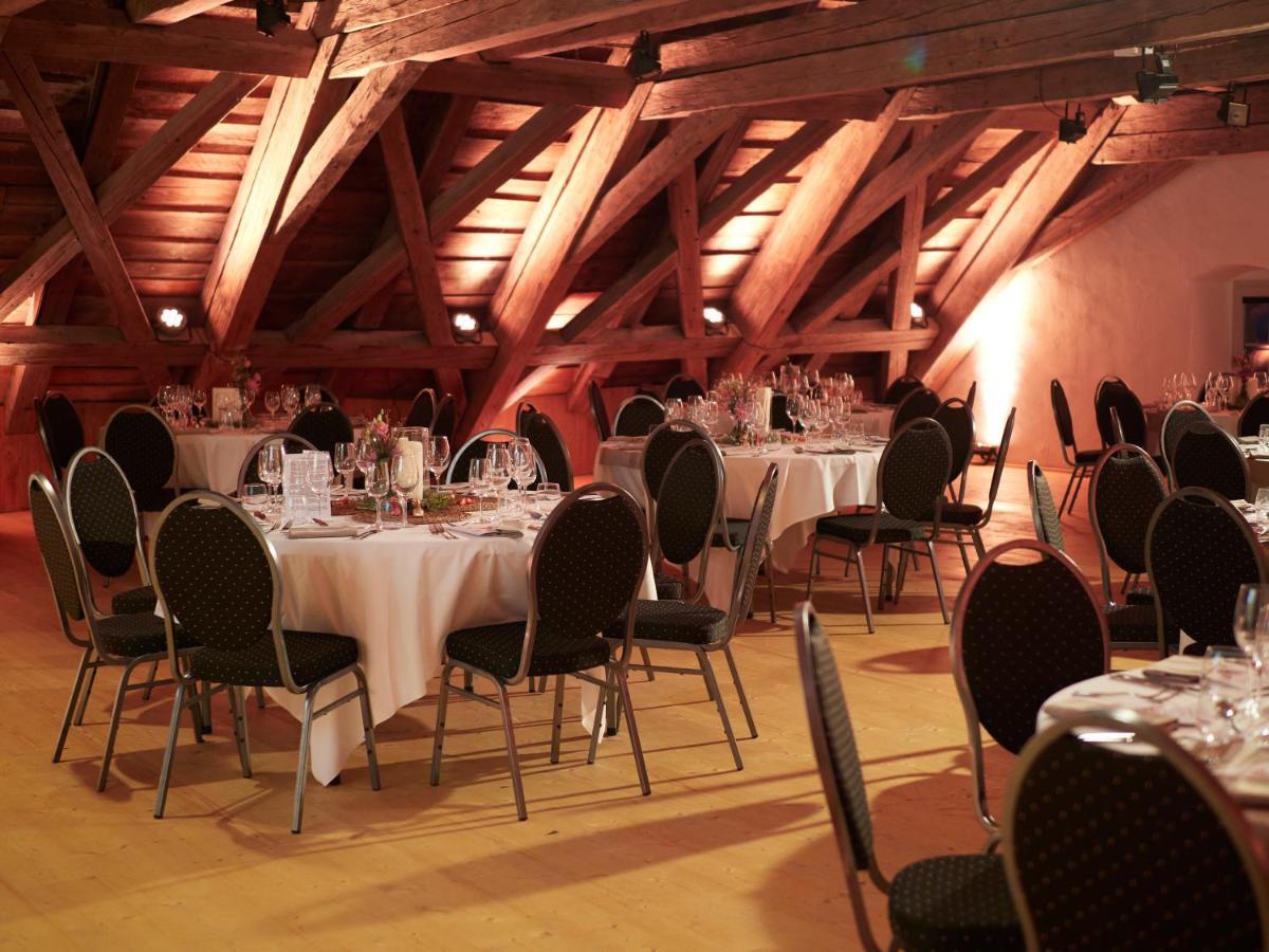 Auberge De Bellelay Restaurant Chez Aron Balde Esterno foto